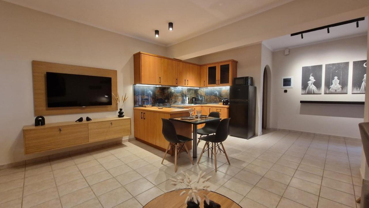 Primrose Apartments Tolón Dış mekan fotoğraf